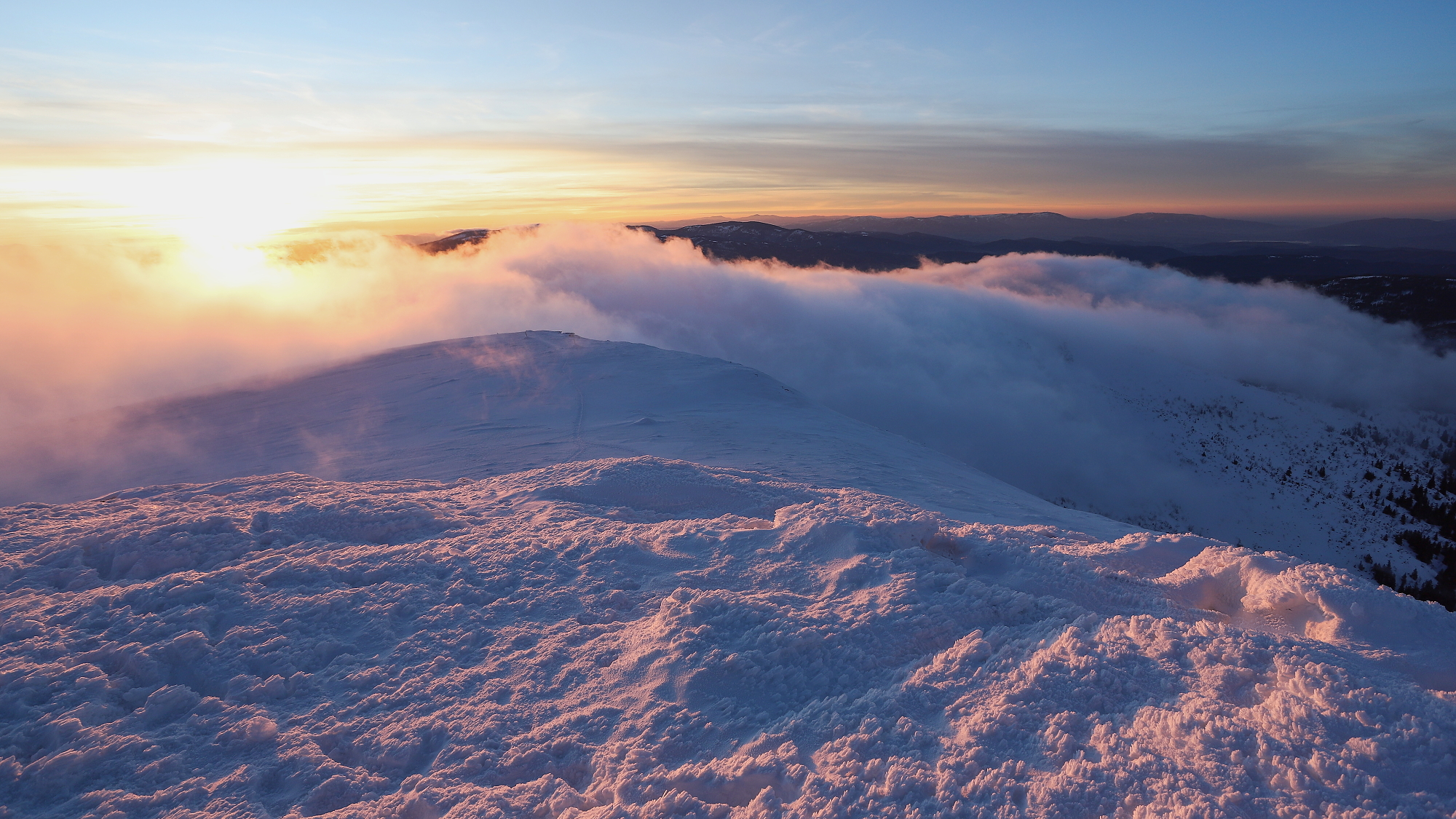 Babia hora, Orava, SlovenskoCanon EOS 6d mark II + Canon 17-40mm, 17mm, 1/100, f8, ISO 250, 27. december 2023 